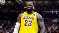 🧐Woj：詹姆斯正在与湖人协商降薪100万 阻止球队进入富二线